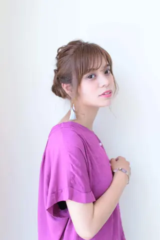 ミディアム ヘアアレンジ ハピネスフィール所属・江藤 菜緒里のヘアスタイル