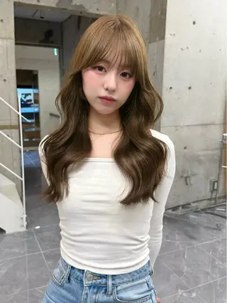 ロング 柔らかい透明感カラー ♡Chihiroのヘアスタイル