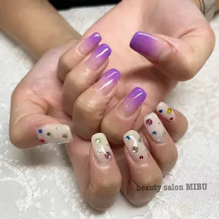 ネイル Sunny.Roa fujiのネイルデザイン