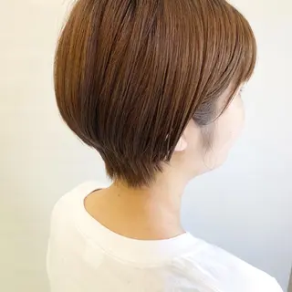 ショート カラー 齋藤 咲のヘアスタイル