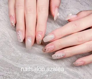 ネイル R inのネイルデザイン