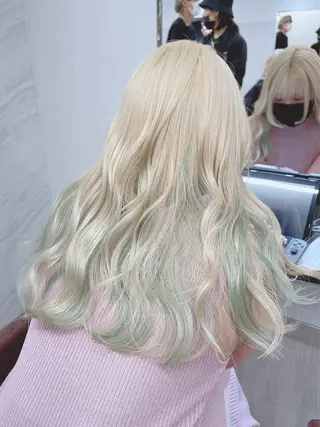 セミロング カラー ケアブリーチ/エフェ クトブリーチ/天神のヘアスタイル