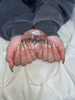 ネイル nail.salon .Reversalのネイルデザイン