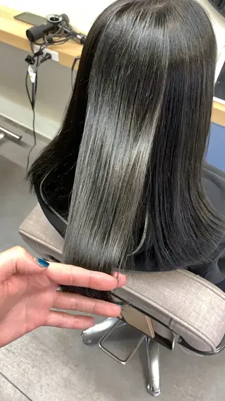 ミディアム 照井 耀のヘアスタイル