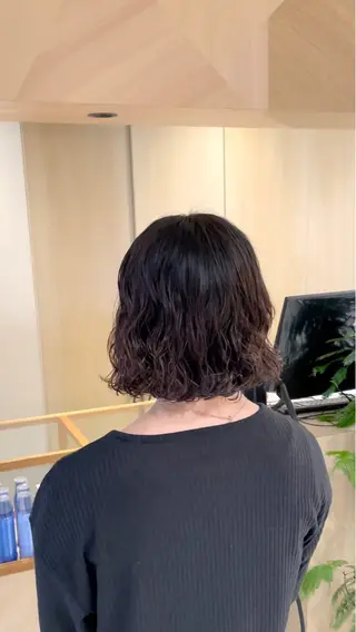 ショート カラー パーマ 大石 陽菜のヘアスタイル