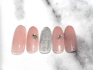 ネイル 矢野 美希のネイルデザイン