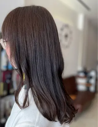 カラー 本日予約空き ⭕️のヘアスタイル