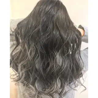 ロング ヘアアレンジ シアーベージュニスト 🥣大石亜里紗のヘアスタイル