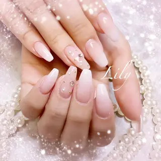 ネイル Nailsalon Lilyのネイルデザイン