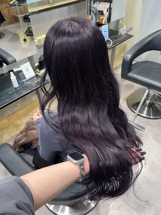 ロング カラー 暗髪🩶ラベンダー/ ブルー/ユウナ🤍のヘアスタイル
