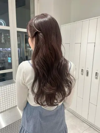 カラー Unami 表参道所属・ばんちなつ / ボブ/透明感カラーのヘアスタイル
