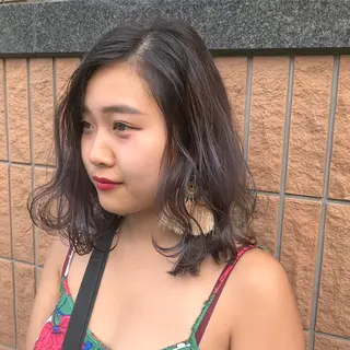 ミディアム カラー レイヤー/顔周り /AKARIのヘアスタイル