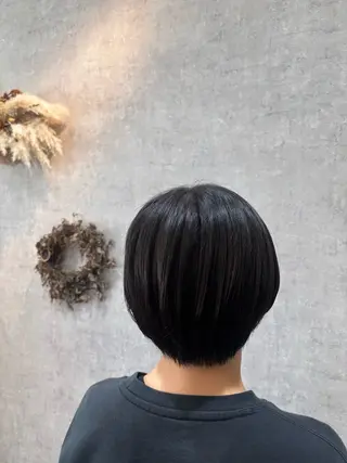 ショート 下山 萌華のヘアスタイル