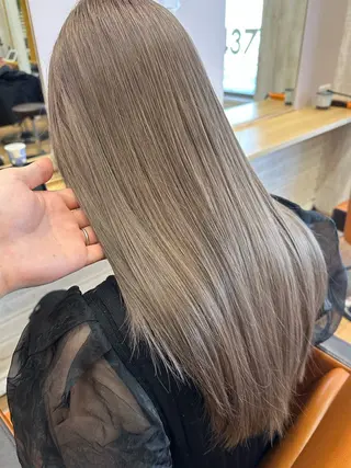 ロング カラー レイヤーカット/ 髪質改善特化のヘアスタイル