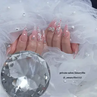 ロング 𝑹𝒆𝒏𝒐 八尾ネイルのネイルデザイン