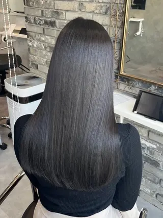 セミロング _WHITE 天神店のヘアスタイル