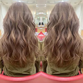 カラー ✨艶ブリーチカラー ✨四ノ宮裕己のヘアスタイル