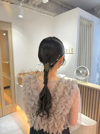 ヘアアレンジ attrait【アトレ】🌱梅田店所属・AYANA🫧酸性 縮毛/艶髪TR🫧のヘアスタイル