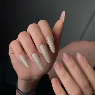 ネイル Queens みなみのネイルデザイン