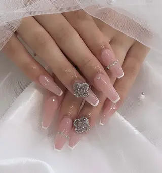 ネイル SALON ELVI.所属・SALON ELVI.のネイルデザイン