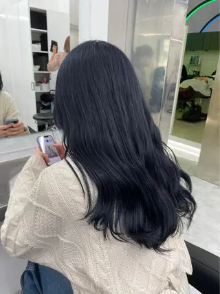 ロング トレンドモテカラー 🩷色落ちまで可愛くのヘアスタイル