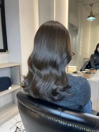 セミロング カラー &chaLme   心斎橋所属・emi/髪質改善/ 韓国風/艶カラーのヘアスタイル