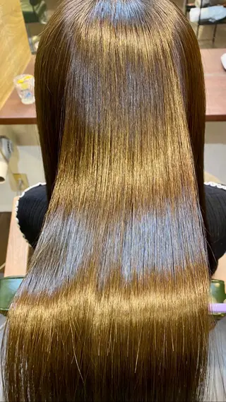 セミロング カラー 代官山/恵比寿所属・髪質改善/縮毛矯正 専門　代官山/恵比寿のヘアスタイル