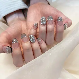 ネイル 𝕄𝕚𝕪𝕦🤍 自由が丘⌇パラジェルのネイルデザイン