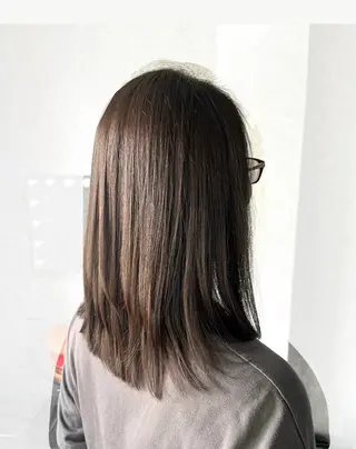 ミディアム カラー 池田 真衣のヘアスタイル