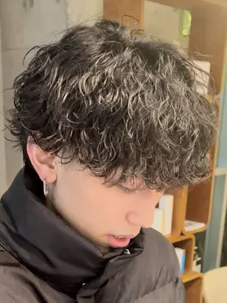 パーマ メンズ くらたに りくのヘアスタイル