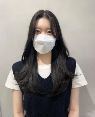 ロング ❤︎︎韓国ヘア❤︎︎ 𝑺𝒉𝒊𝒉𝒐のヘアスタイル