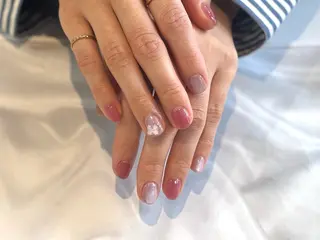 ネイル 秋山 香穂のネイルデザイン