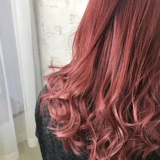 ロング カラー オリーブ/アッシュ やわらか透明感カラーのヘアスタイル