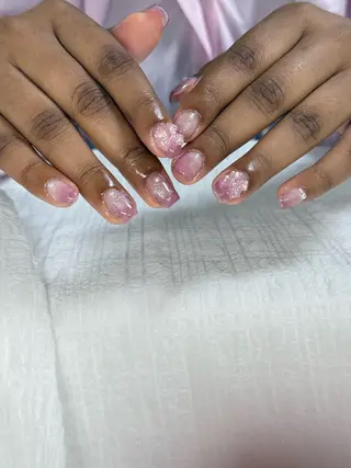 ネイル 小林 詩織のネイルデザイン