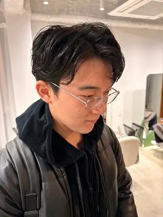 ミディアム パーマ メンズ Yin Yang 下北沢所属・エイヤ/メンズパーマ 🪮/カラー🌈のヘアスタイル