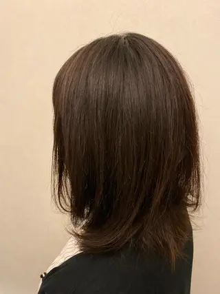 ミディアム 大内 郁のヘアスタイル
