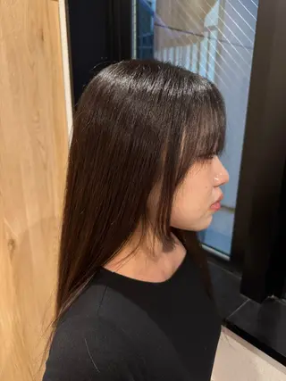 ロング ハイトーン/レイヤー SHUNのヘアスタイル