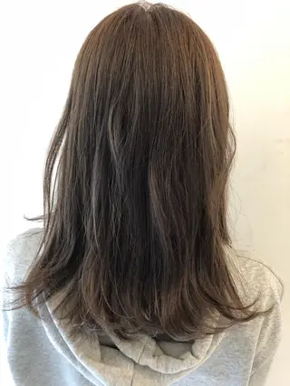 セミロング GLROW haruhiのヘアスタイル