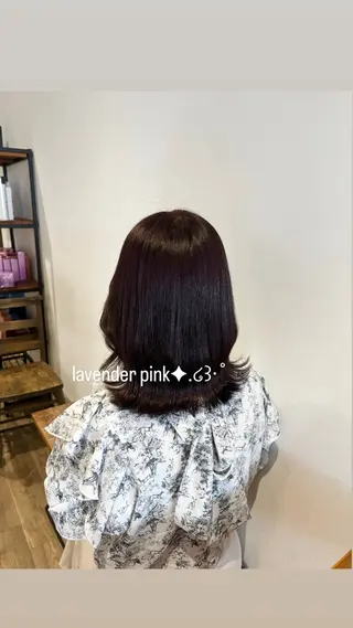 セミロング カラー 𝑴𝒊𝒌𝒖💝 透明感モテカラーのヘアスタイル