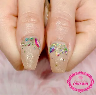 ネイル CROWN プライベートサロンのネイルデザイン