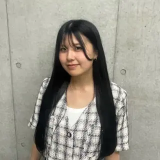 カラー AMRITA omotesando所属・艶ｶﾗｰ･:*個性派 ﾈｲﾙ🦋mire-のネイルデザイン