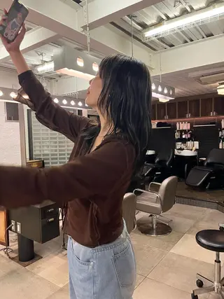 セミロング カラー NOUN所属・eri kinjoのヘアスタイル