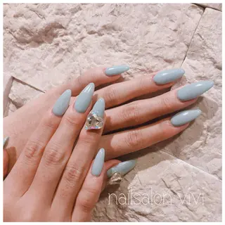 ネイル ＶＩＶＩ nailsalonのネイルデザイン