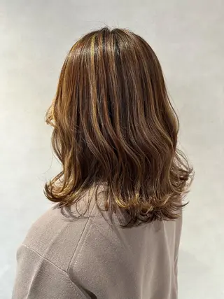セミロング カラー 💎ハイライトカラー /髪質改善カラー💎のヘアスタイル
