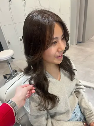 ロング カラー 片桐 由華のヘアスタイル