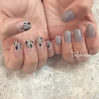 ネイル 岡本 友恵のネイルデザイン