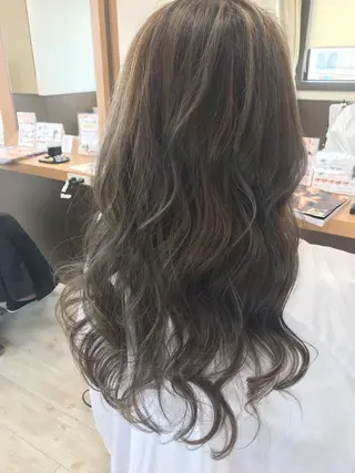 ロング カラー パーマ ヘアアレンジ メンズ キッズ ネイル マツエク・マツパ Lien 深井店のヘアスタイル