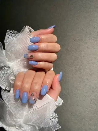 ネイル I-nailロング /ワンホン/キラキラのネイルデザイン