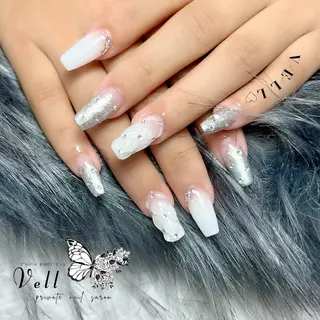 ネイル ﾈｲﾙｻﾛﾝ Vellのネイルデザイン