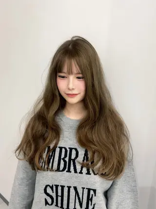 ロング カラー velua chihiroのヘアスタイル